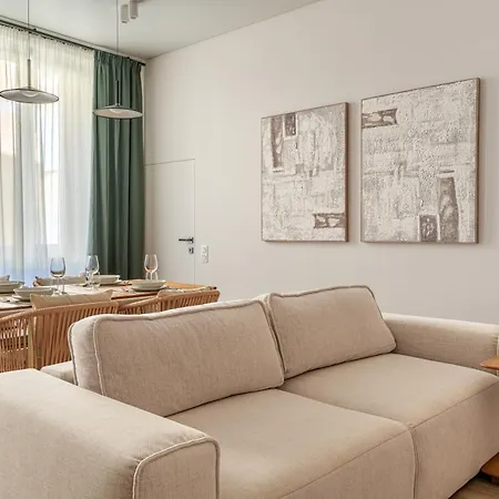 Apartment Cozy Near In *